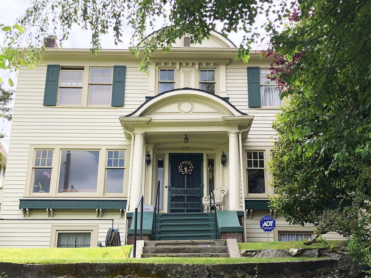 Repainted entire exterior